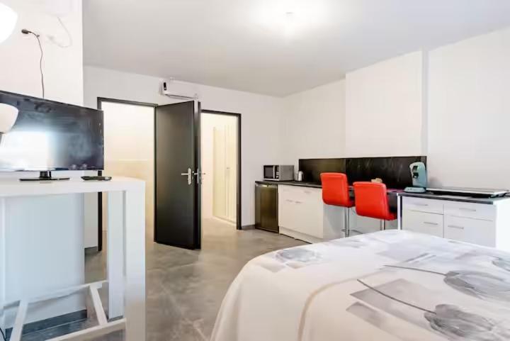 Studio De L'Avance 28M2 Fourques-sur-Garonne المظهر الخارجي الصورة